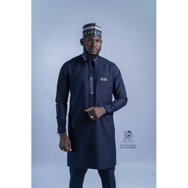 Ensemble traditionnel homme bleu profond brodé – Élégance et modernité