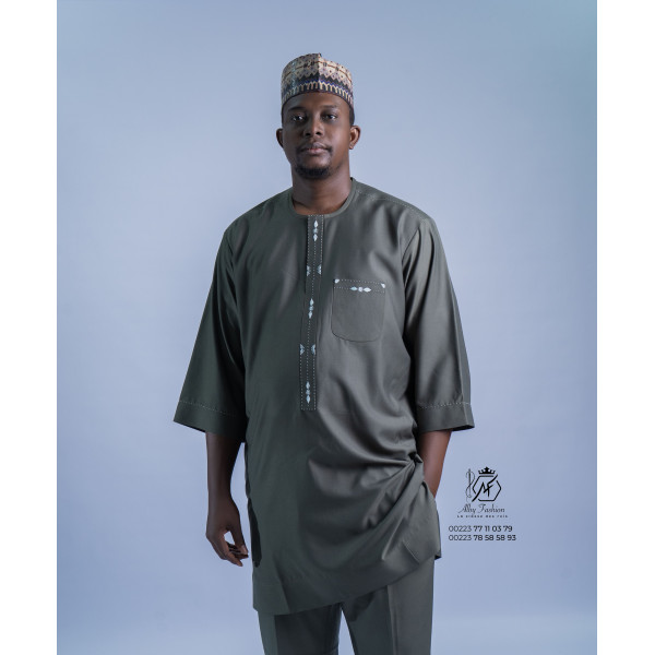 Ensemble traditionnel homme vert olive brodé – Élégance naturelle